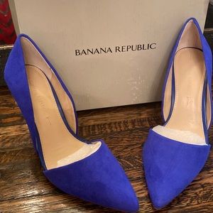 Banana Republic Adelia bell blue heels